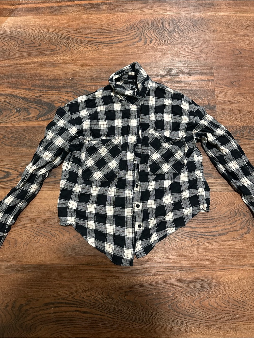 Women’s Black & White Plaid Button-Up Shirt